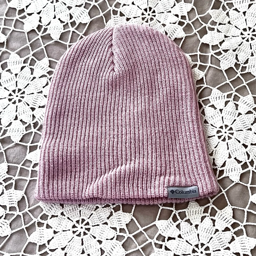 Columbia | Like new women’s pink ribbed knit beanie